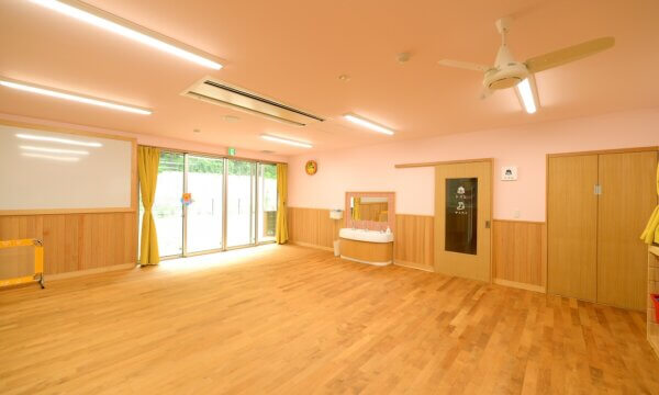 もりの風保育園の求人